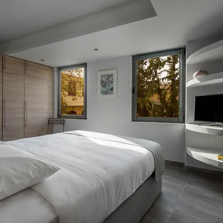Fos Residential * Athens